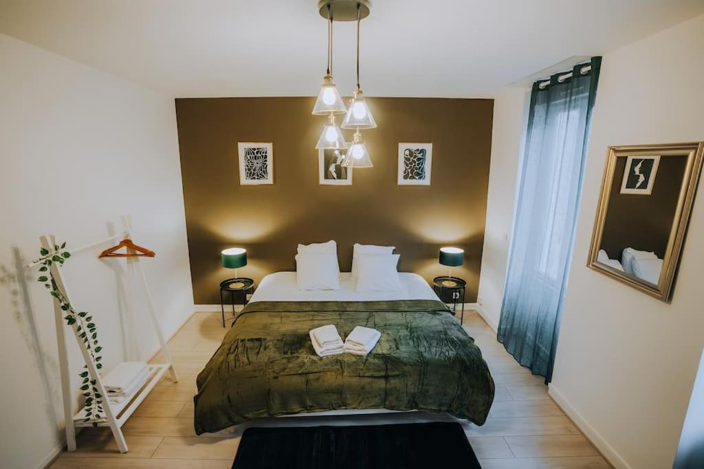 Le Bertrand • Le Raffinement En Coeur De Ville Châteauroux Kültér fotó