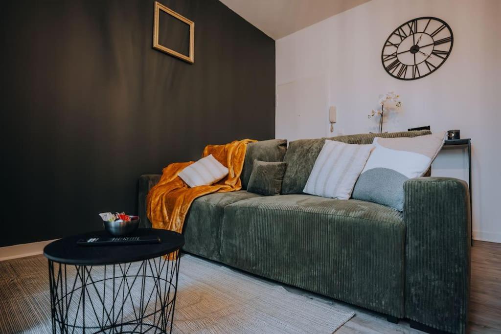 Le Bertrand • Le Raffinement En Coeur De Ville Châteauroux Kültér fotó
